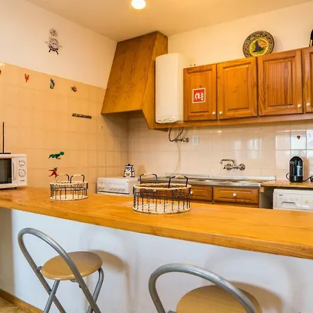 Apartment Akisol Thundra